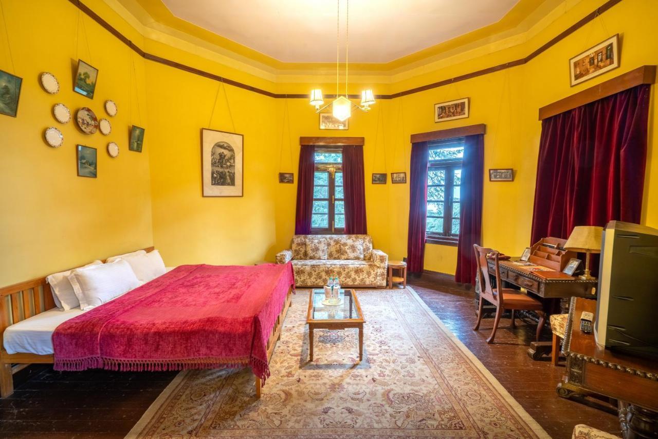 Hotel Woodpark Shimla Exteriör bild