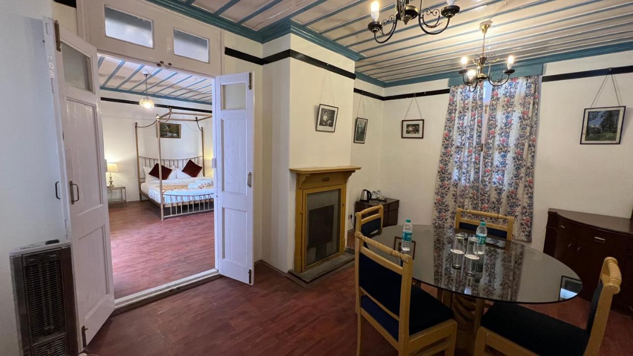 Hotel Woodpark Shimla Exteriör bild