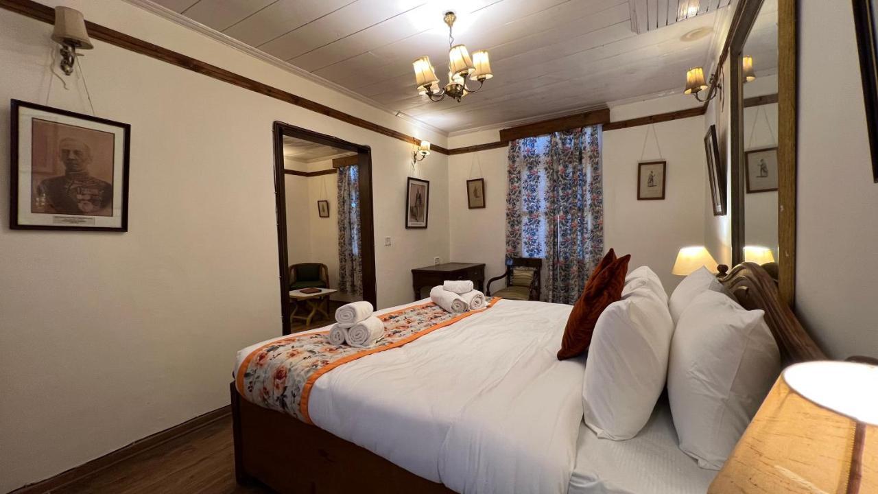 Hotel Woodpark Shimla Exteriör bild