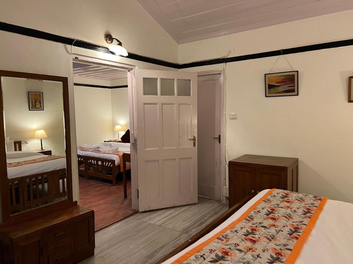 Hotel Woodpark Shimla Exteriör bild
