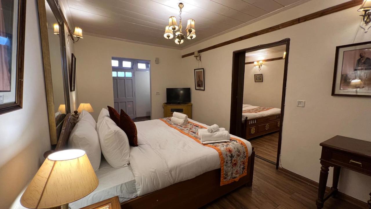 Hotel Woodpark Shimla Exteriör bild